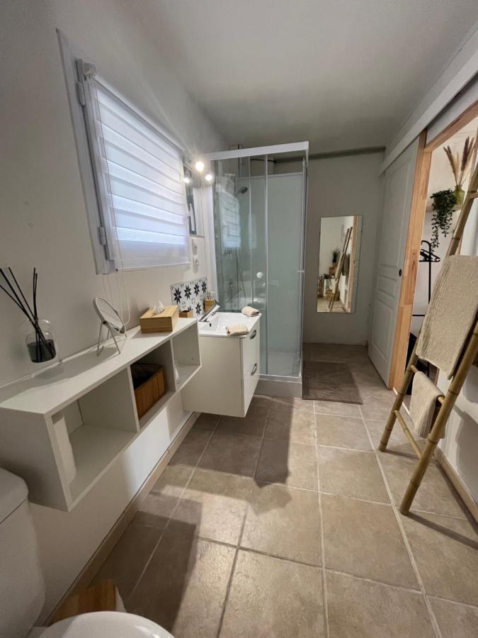 Studio Chez Joss 伊斯特尔 外观 照片