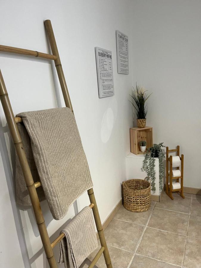 Studio Chez Joss 伊斯特尔 外观 照片